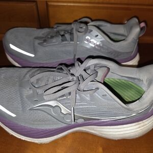 Saucony Women's Gray and Purple Running Sneakers